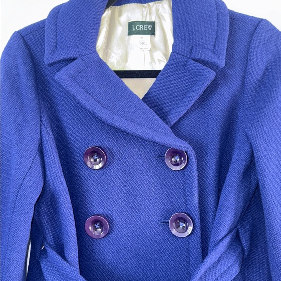 J.Crew Peacoat Blue Size 2 Petite Wool Blend
Gently used 2nd photo true color - Picture 7 of 17